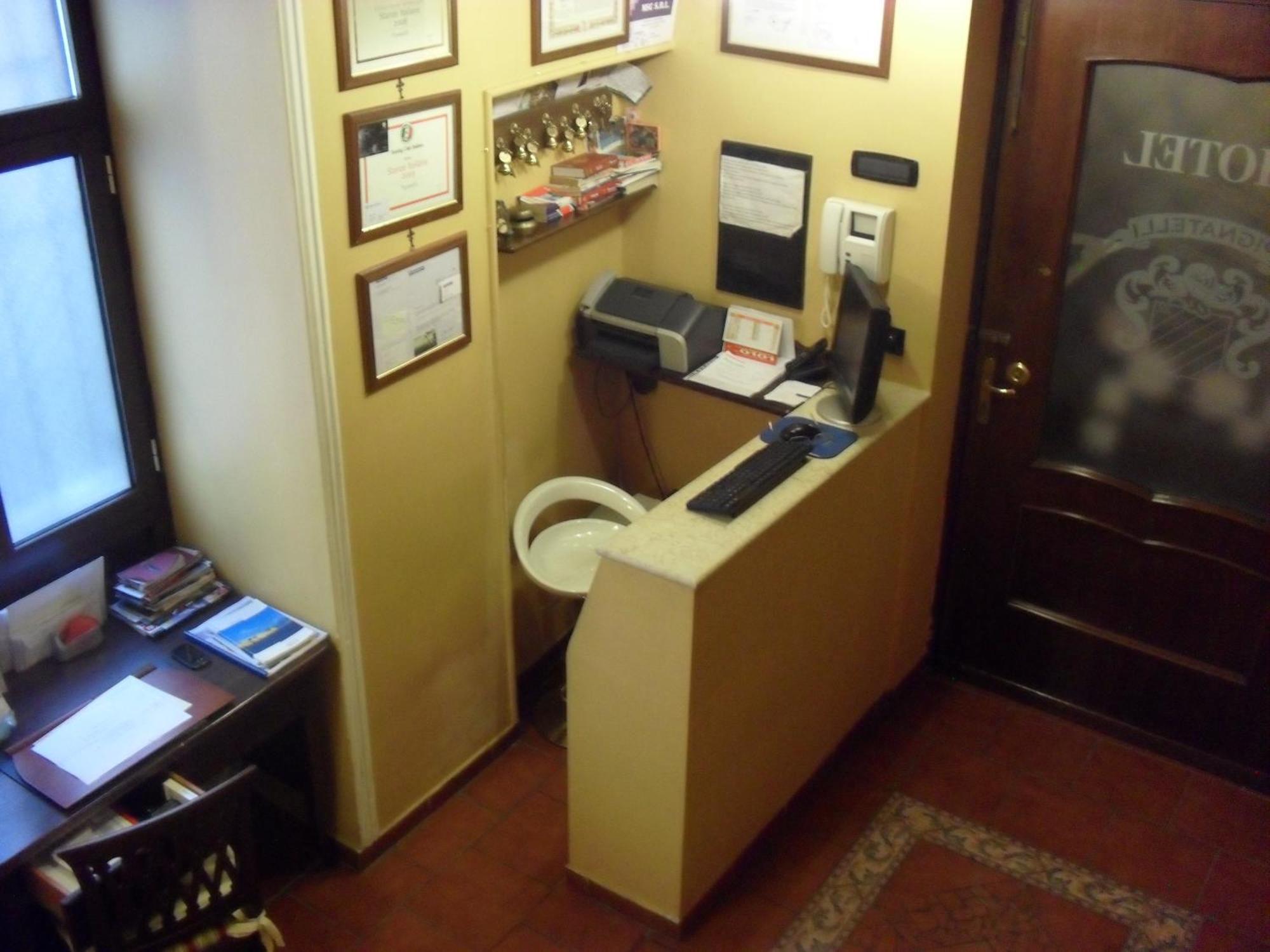 Hotel Pignatelli Napoli Kültér fotó