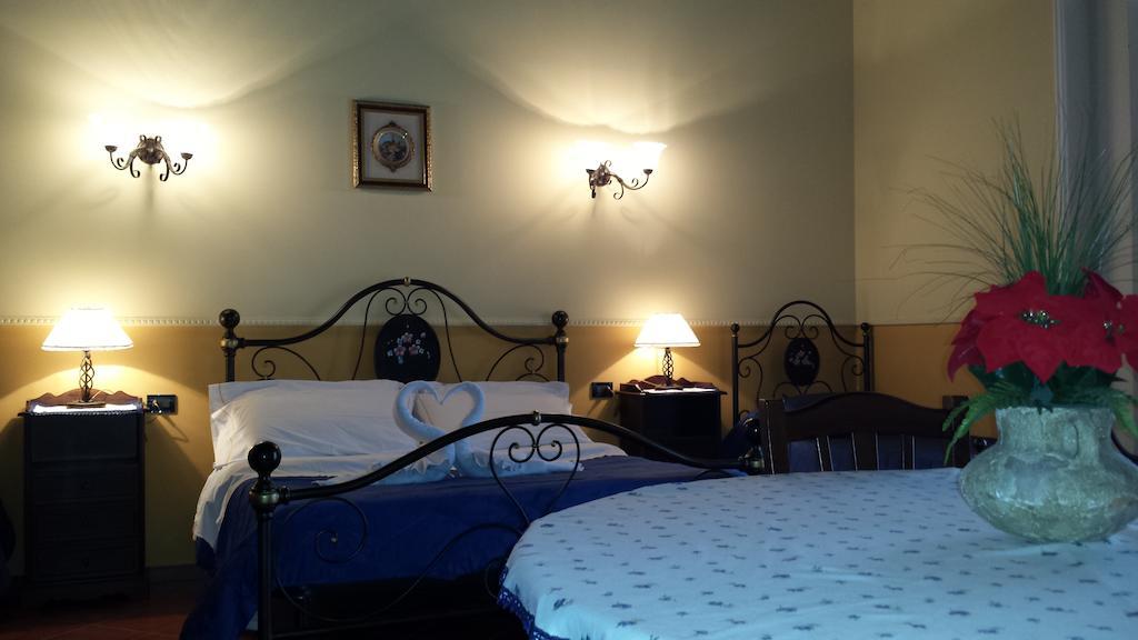 Hotel Pignatelli Napoli Kültér fotó